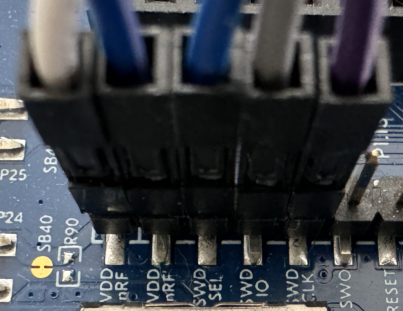 Bridging VDD nRF and SWD SEL pins